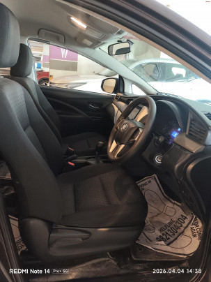 2017 Toyota&nbsp;Innova Crysta 2.8 GX AT 8S BSIV