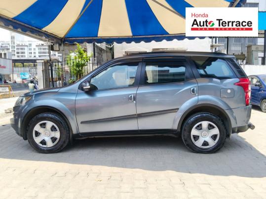 2015 Mahindra&nbsp;XUV500 W6 2WD