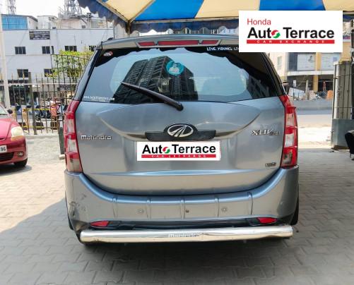 2015 Mahindra&nbsp;XUV500 W6 2WD