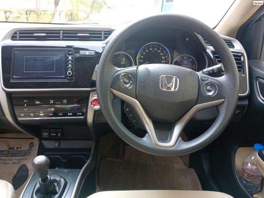 2017 Honda&nbsp;City 4th Generation V MT AVN