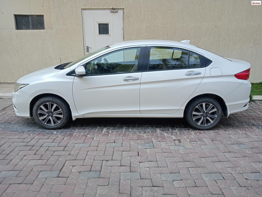 2017 Honda&nbsp;City 4th Generation V MT AVN