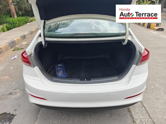 2016 Hyundai&nbsp;Elantra VTVT SX AT