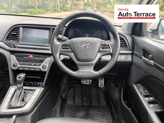 2016 Hyundai&nbsp;Elantra VTVT SX AT