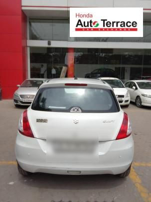 2017 Maruti&nbsp;Swift LXI