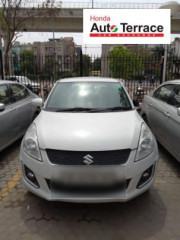 2017 Maruti&nbsp;Swift LXI