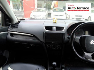 2017 Maruti&nbsp;Swift LXI