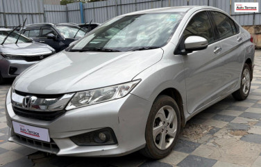 2015 Honda&nbsp;City 4th Generation 1.5 V MT Exclusive