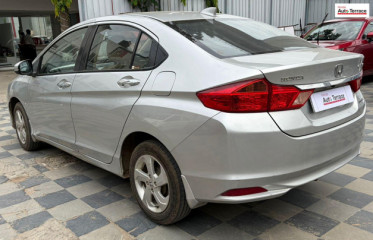 2015 Honda&nbsp;City 4th Generation 1.5 V MT Exclusive