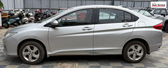 2015 Honda&nbsp;City 4th Generation 1.5 V MT Exclusive