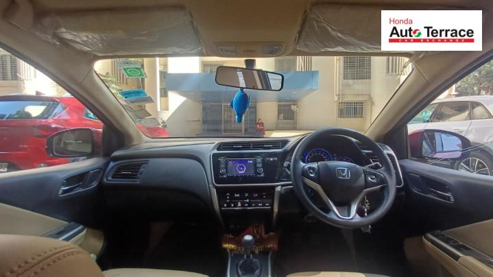 2016 Honda&nbsp;City 4th Generation V MT AVN