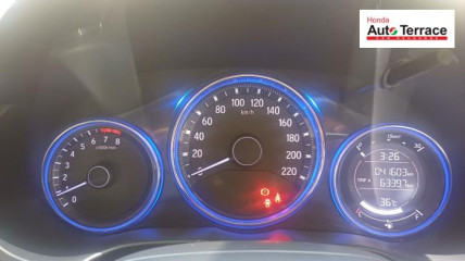 2016 Honda&nbsp;City 4th Generation V MT AVN
