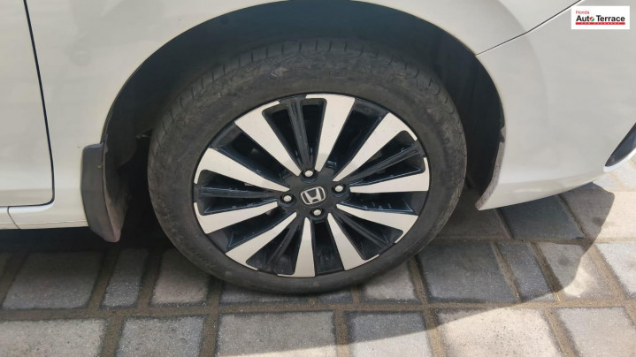 2023 Honda&nbsp;City Hybrid 2022-2023 ZX Sensing eHEV
