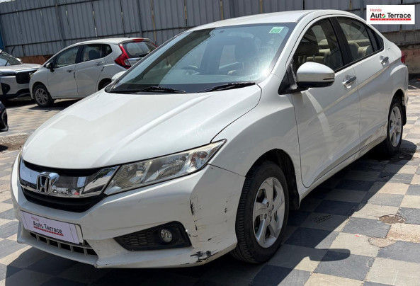 2015 Honda&nbsp;City 4th Generation 1.5 V MT Exclusive