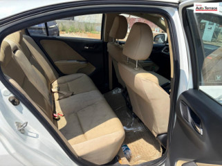 2015 Honda&nbsp;City 4th Generation 1.5 V MT Exclusive