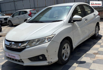 2015 Honda&nbsp;City 4th Generation 1.5 V MT Exclusive