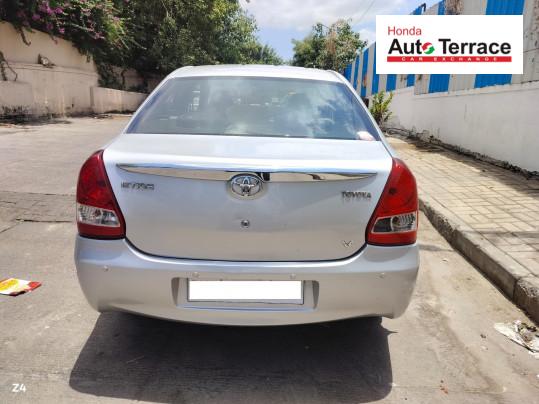 2011 Toyota&nbsp;Platinum Etios V
