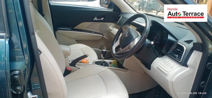 2023 Mahindra&nbsp;XUV300 AX Opt 4-Str Hard Top Diesel