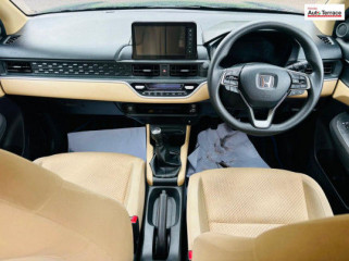 2025 Honda&nbsp;Amaze ZX