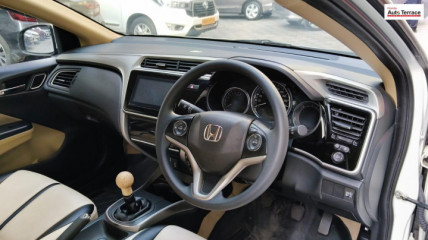 2022 Honda&nbsp;City 2020-2023 V MT