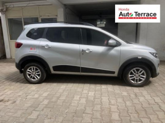 2019 Renault&nbsp;Triber RXT BSIV