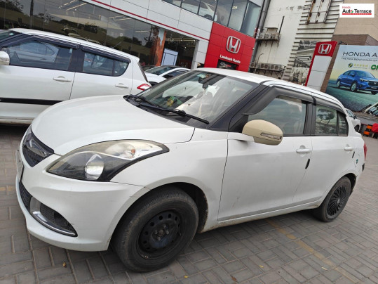 2015 Maruti&nbsp;Swift Dzire VXI
