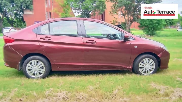 2015 Honda&nbsp;City 4th Generation SV MT