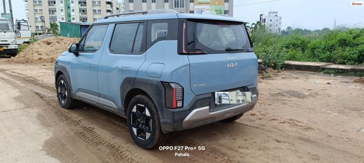 2025 Kia&nbsp;Carens Luxury Plus DCT