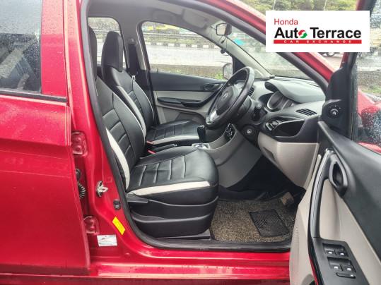 2017 Tata&nbsp;Tiago XT