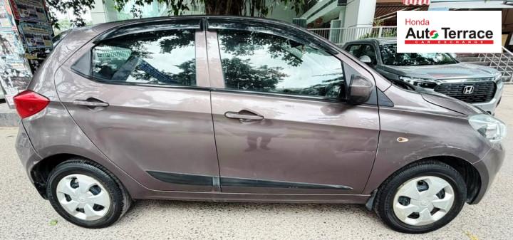 2017 Tata&nbsp;Tiago XT