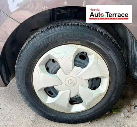 2017 Tata&nbsp;Tiago XT