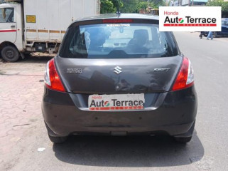 2017 Maruti&nbsp;Swift LXI
