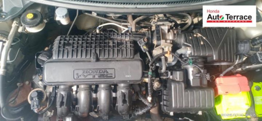 2014 Honda&nbsp;Mobilio V i-VTEC