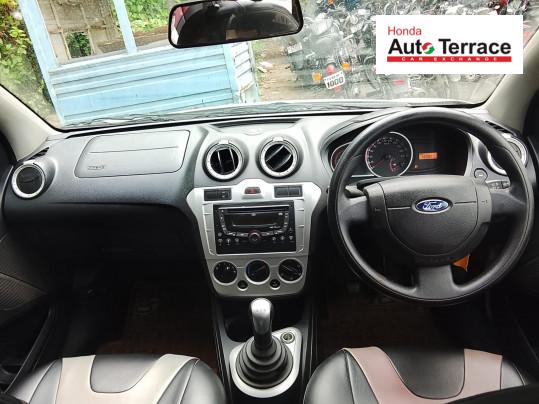 2010 Ford&nbsp;Figo 1.5D Titanium MT