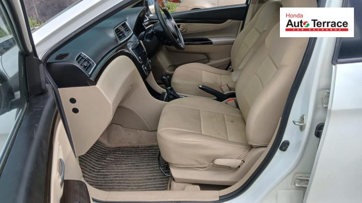 2017 Maruti&nbsp;Ciaz Zeta