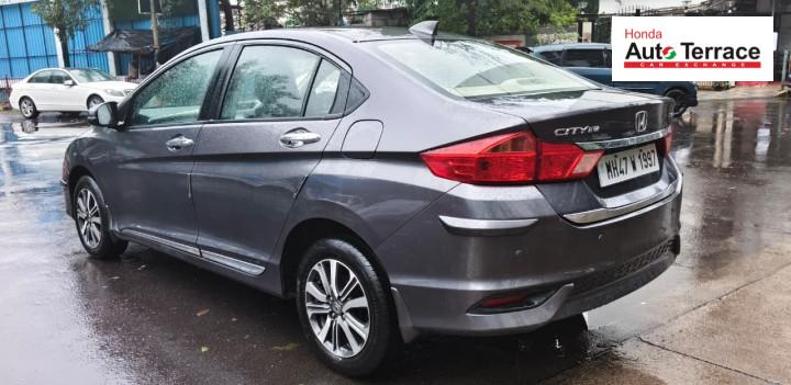 2017 Honda&nbsp;City 4th Generation V MT AVN