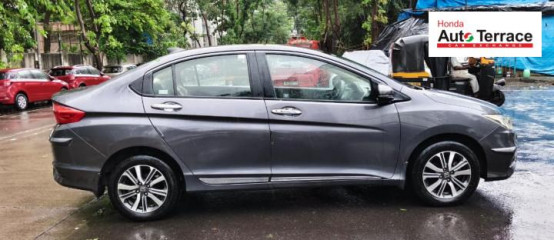 2017 Honda&nbsp;City 4th Generation V MT AVN