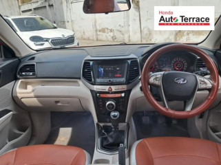 2022 Mahindra&nbsp;XUV300 W8