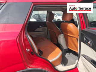 2022 Mahindra&nbsp;XUV300 W8