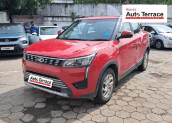 2022 Mahindra&nbsp;XUV300 W8
