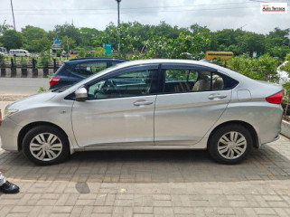 2014 Honda&nbsp;City 4th Generation i DTec SV