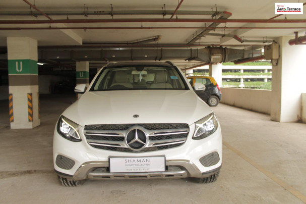 2018 Mercedes-Benz&nbsp;GLC 2016-2019 300 4MATIC Sport
