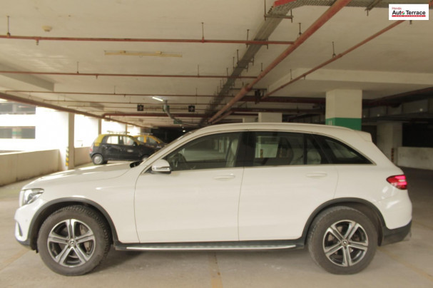 2018 Mercedes-Benz&nbsp;GLC 2016-2019 300 4MATIC Sport