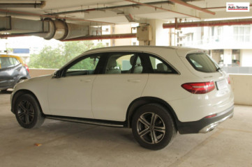 2018 Mercedes-Benz&nbsp;GLC 2016-2019 300 4MATIC Sport