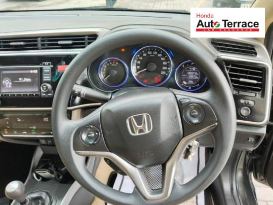 2015 Honda&nbsp;City 4th Generation V MT AVN
