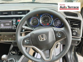 2015 Honda&nbsp;City 4th Generation V MT AVN