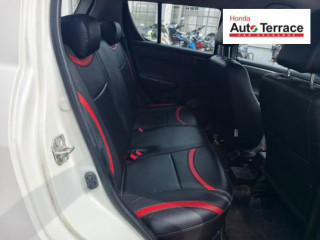 2015 Maruti&nbsp;Swift LXI