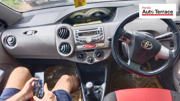 2011 Toyota&nbsp;Platinum Etios VX