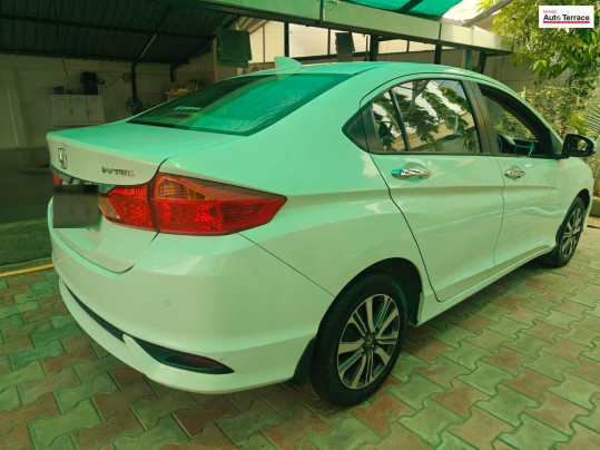 2022 Honda&nbsp;City 2020-2023 V MT