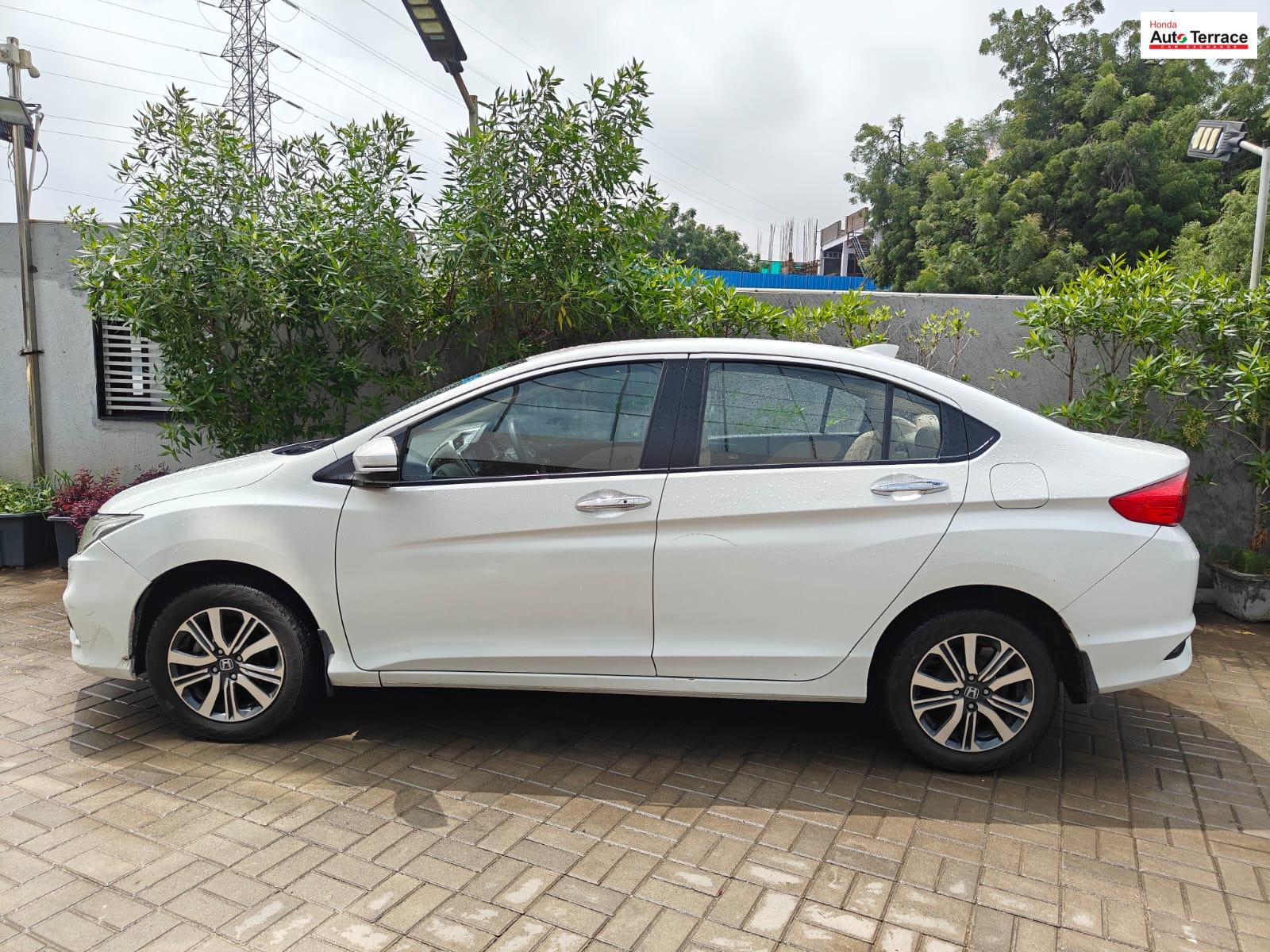 2022 Honda&nbsp;City 2020-2023 V MT