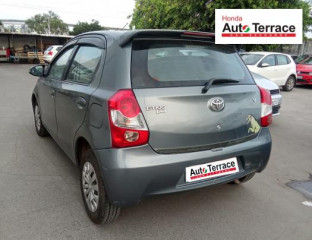 2015 Toyota&nbsp;Etios Liva V
